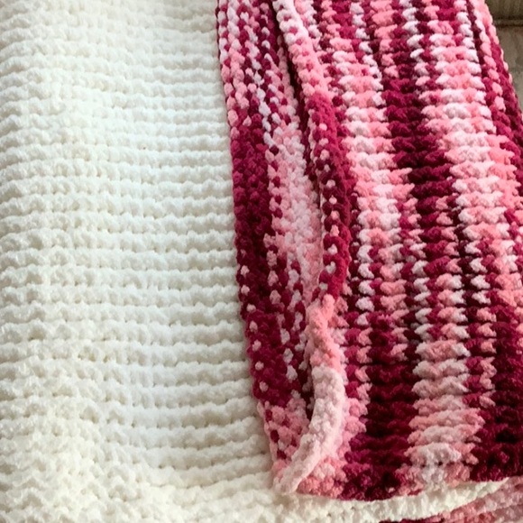 Wife’s Handmade Pink,Cranberry,white loom knit blanket soft, warm and cuddly - Picture 4 of 4